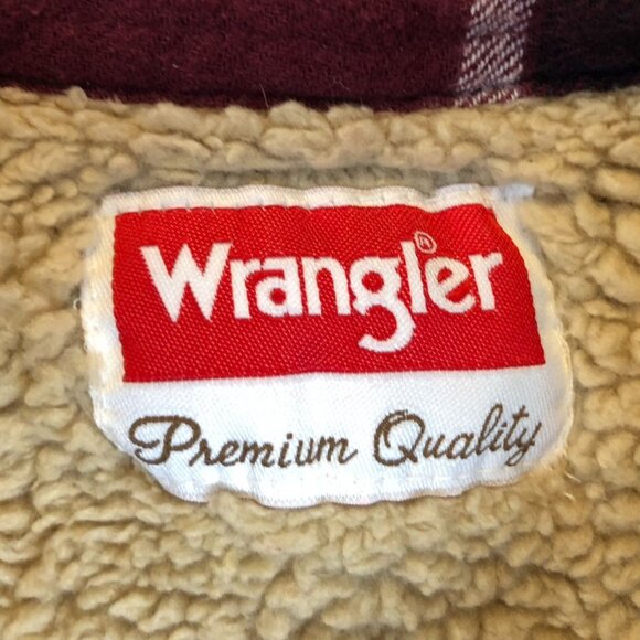 Wrangler Mens Shirt Jacket Small Flannel Red Plaid Sherpa Lined Warm Cozy Winter - Picture 3 of 12